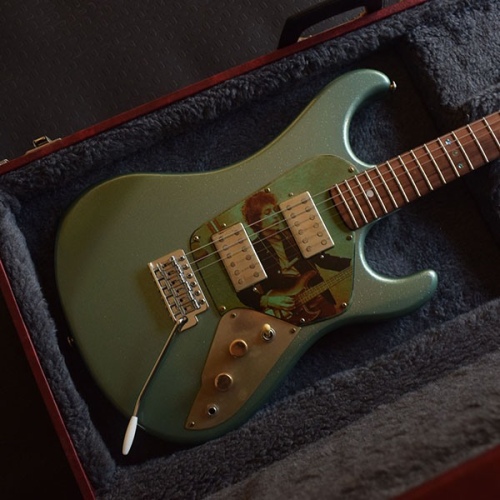 BASE agua metalizada