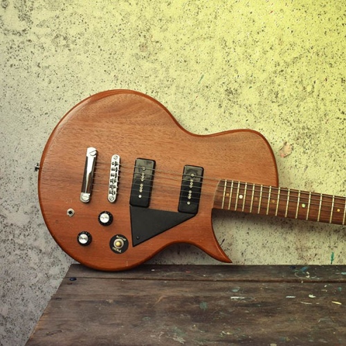 LES PLAIN caoba (vendida)